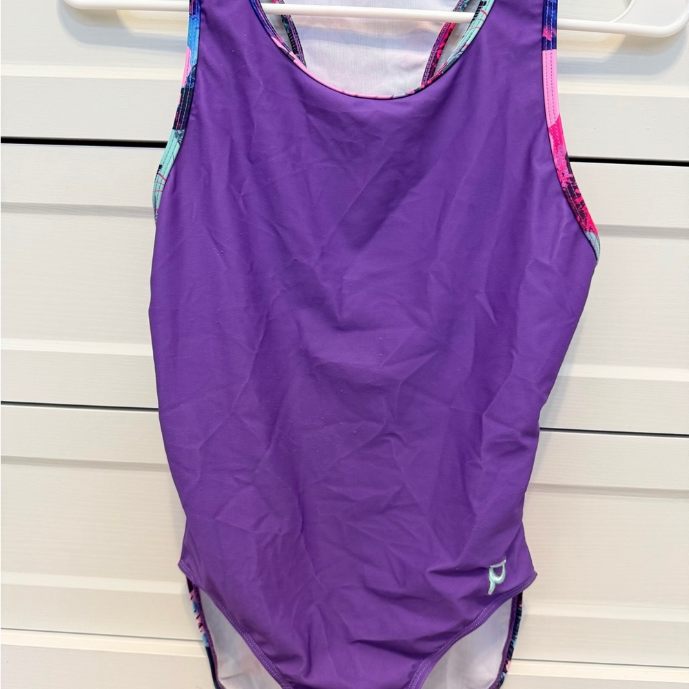 4 Adult Medium Plum Practicewear leotards